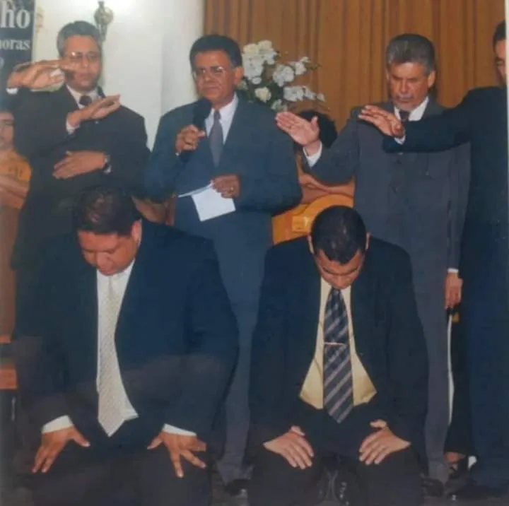 16 ANOS DE MINISTÉRIO PASTORAL DO CANTOR E PASTOR FERNANDINHO