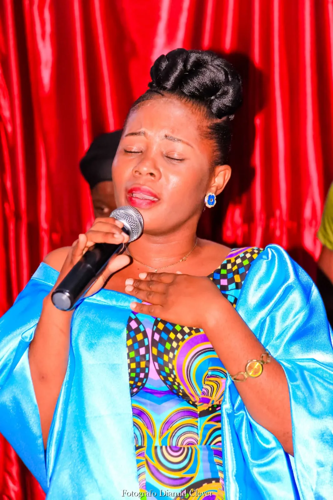 CONHEÇA  FATUMA SHOMARI