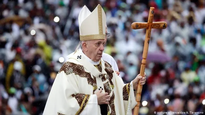 PAPA FRANCISCO DOA 100 MIL EUROS PARA APOIAR OS DESLOCADOS CABO DELGADO