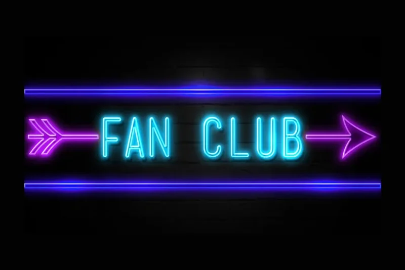 UM OLHAR CRITICO A FAN CLUB