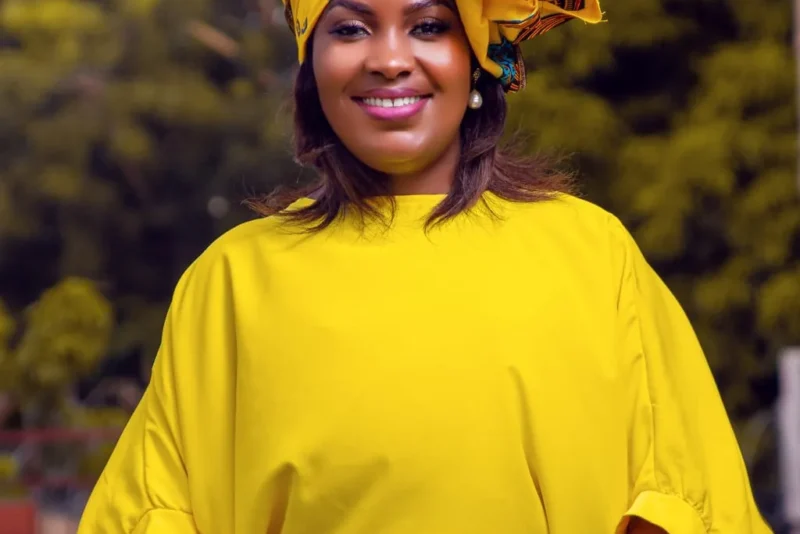 Biografia de Sakina