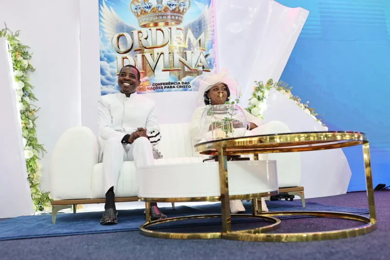 Onorio Cutane celebra 12º aniversário da Igreja Ministerial Nações Para Cristo