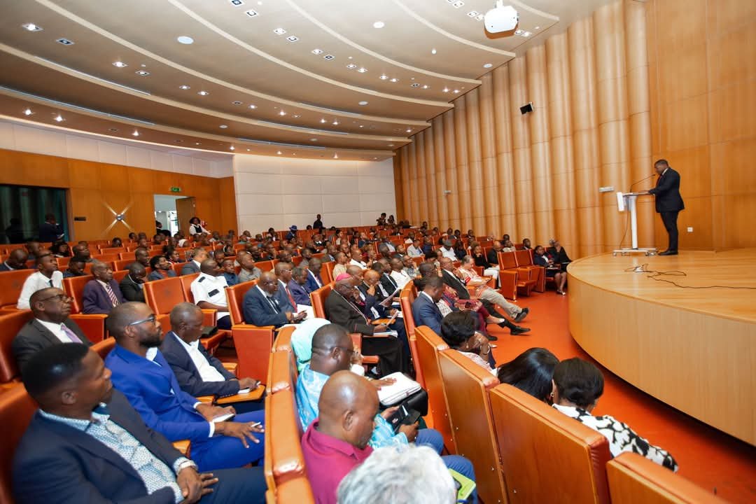 ANGOLA SEGUE MOÇAMBIQUE E PROPÕE EXIGÊNCIA DE FORMAÇÃO SUPERIOR EM TEOLOGIA PARA LÍDERES RELIGIOSOS
