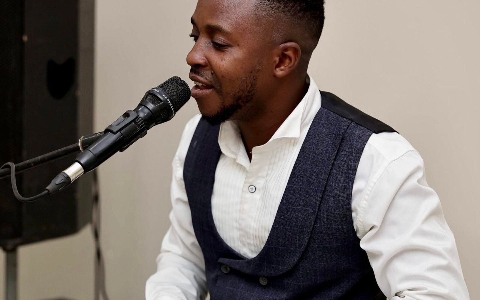 DIDINHO PIANISTA REALIZA PRIMEIRO CONCERTO GOSPEL NO AUDITÓRIO DA RÁDIO MOÇAMBIQUE